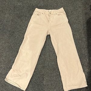 Adorable H & M Tan Jeans. Size 8 lightly worn. Straight leg jeans!